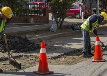Alcaldía de Bucaramanga reinicia obras de mantenimiento de la malla vial