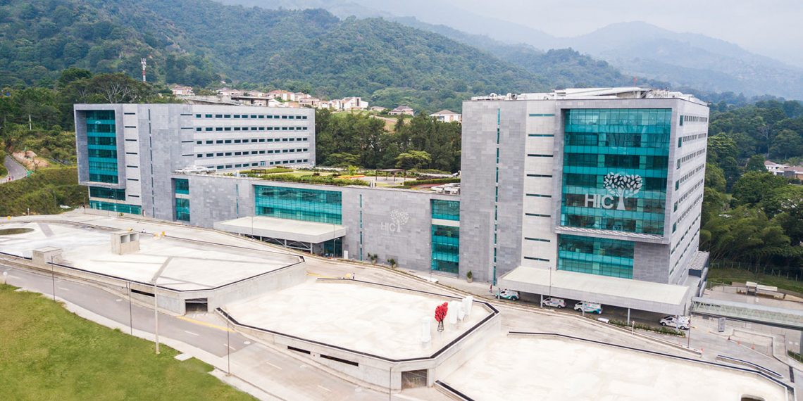 El director del Hospital Internacional de Colombia habla de la atención a pacientes con Covid-19