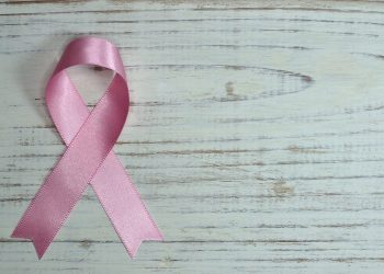 El cáncer de mama puede ser detectado tempranamente y tratado de forma efectiva