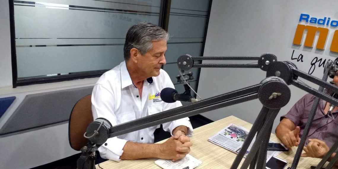 Leonidas Gómez afirmó que se identifica con el Centro Democrático