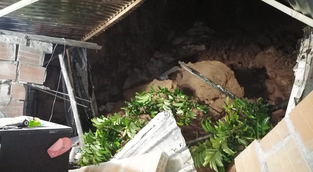 Construcción irregular en Las Villas causó deslizamiento, por fortuna sin pérdidas humanas