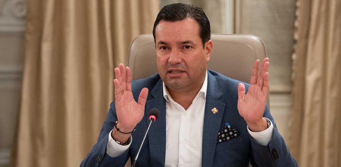 Gobernadores y alcaldes afirman que están listos para iniciar la vacunación contra el covid-19