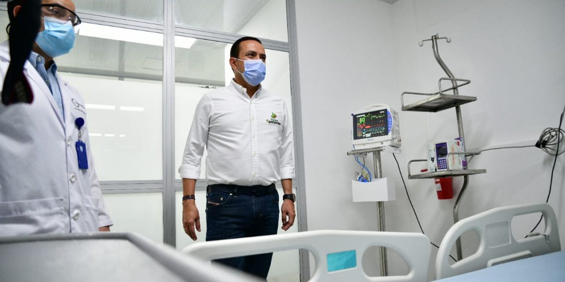 Adecuada unidad de cuidados intensivos del HUS