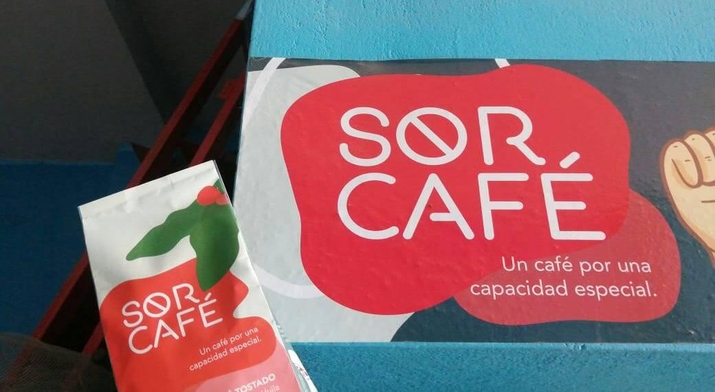 Jóvenes con discapacidad auditiva y visual lanzan su marca de café