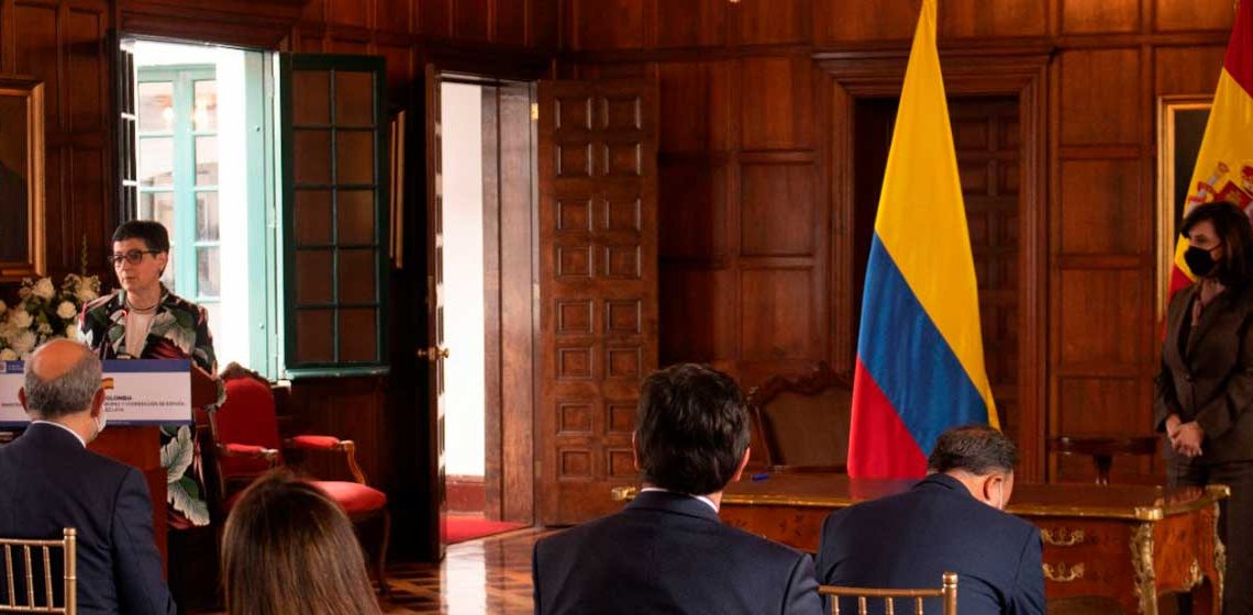 Cancilleres de Colombia y España firman acuerdo de cooperación al desarrollo hasta 2024