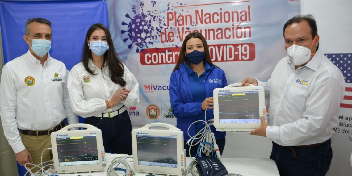 Secretaría de Salud, Cooperación Internacional y OIM Colombia donan equipos al Hospital Regional de San Gil