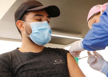 Se establece nuevo punto de vacunación, contra el Covid-19, en el Centro de Bienestar Universitario de la UIS