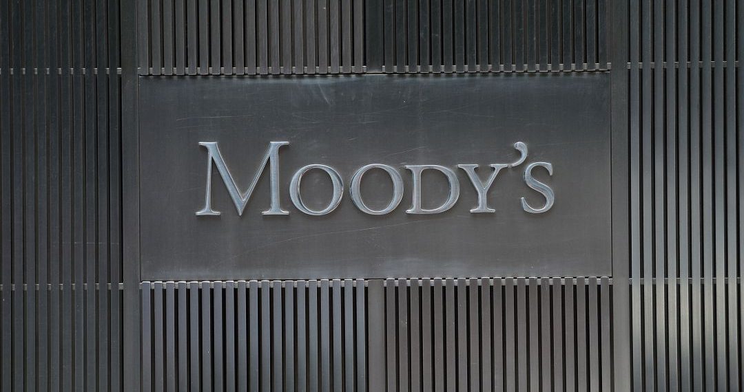 Moody´s mantiene calificación de grado de inversión de Colombia y mejora perspectiva