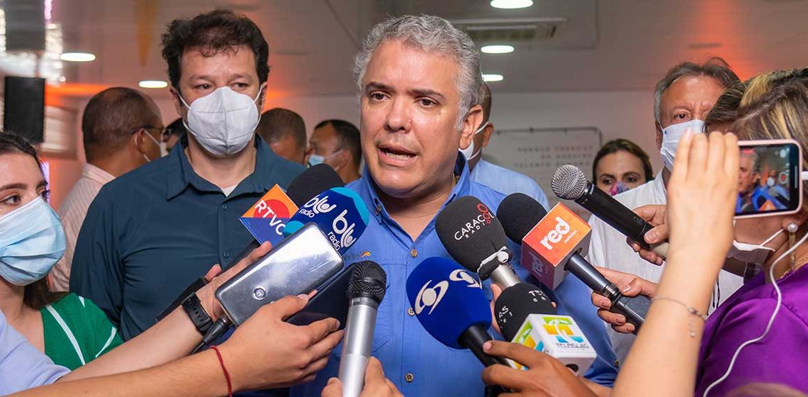 Los del Eln no van a lograr absolutamente nada con el terrorismo y los vamos a seguir enfrentando: Presidente Duque
