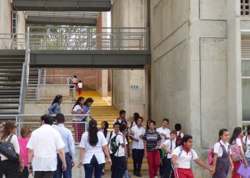 Más de 20 proyectos de infraestructura se desarrollan en el sector educativo en Santander