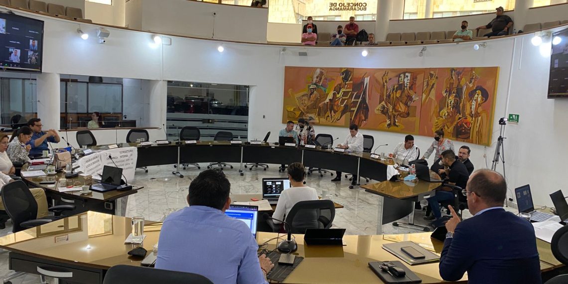 Metrolínea, muchos diagnósticos y pocas soluciones