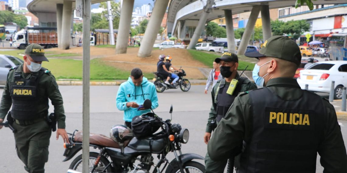 Los 17 delincuentes más buscados en Bucaramanga