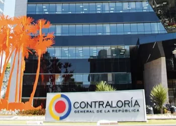 Más de $402 mil millones consignados a fallecidos y ‘colados’ en el Sisbén: Contraloría
