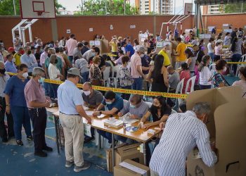 Dos propuestas de cambio para la elección presidencial en Colombia
