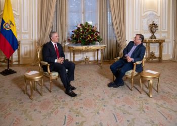 Petro recibió su credencial como Presidente y se reunió con Duque