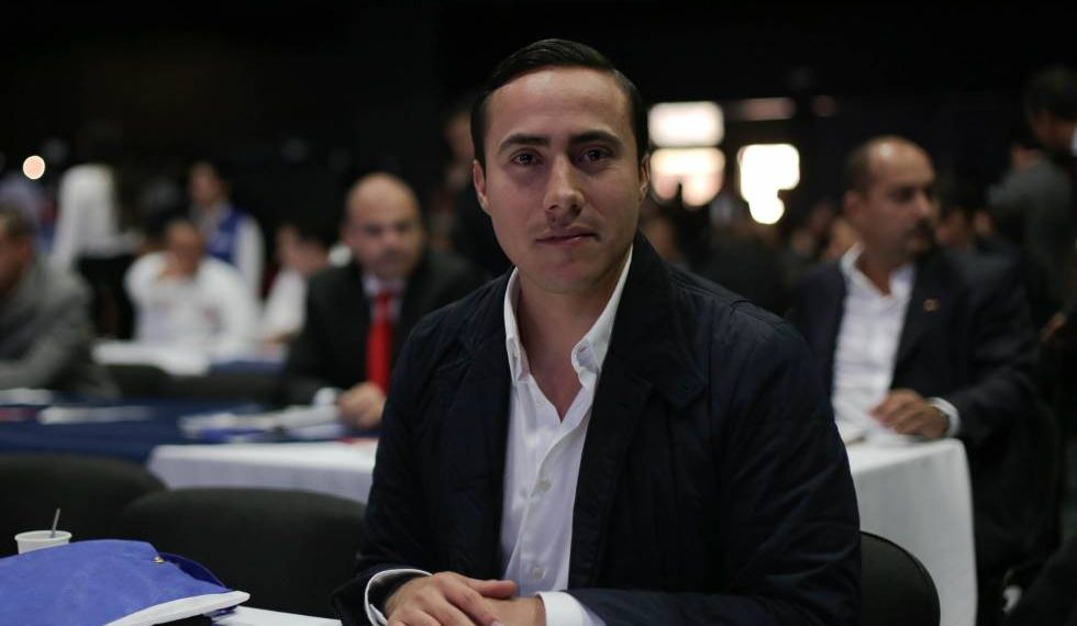 Postergan audiencia contra el exsenador Richard Aguilar