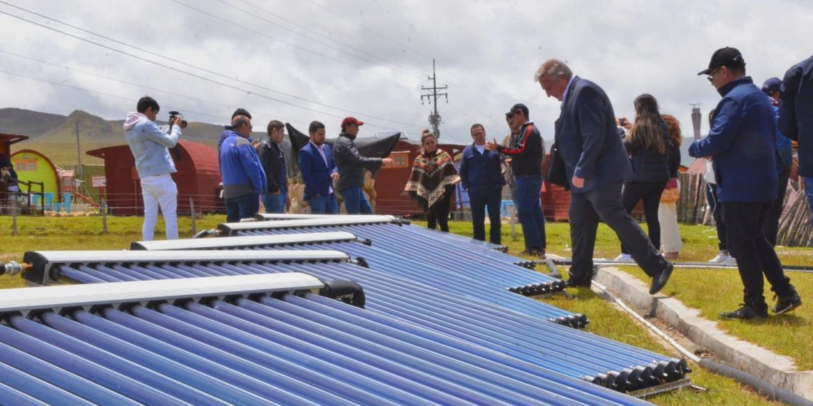 UIS instaló sistema de almacenamiento de energía solar en el páramo de Santurbán
