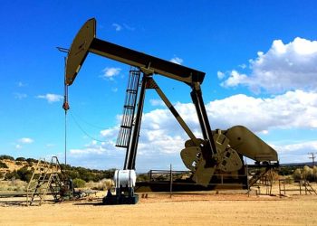 Colombia seguirá dependiendo del petróleo: Óscar Vanegas
