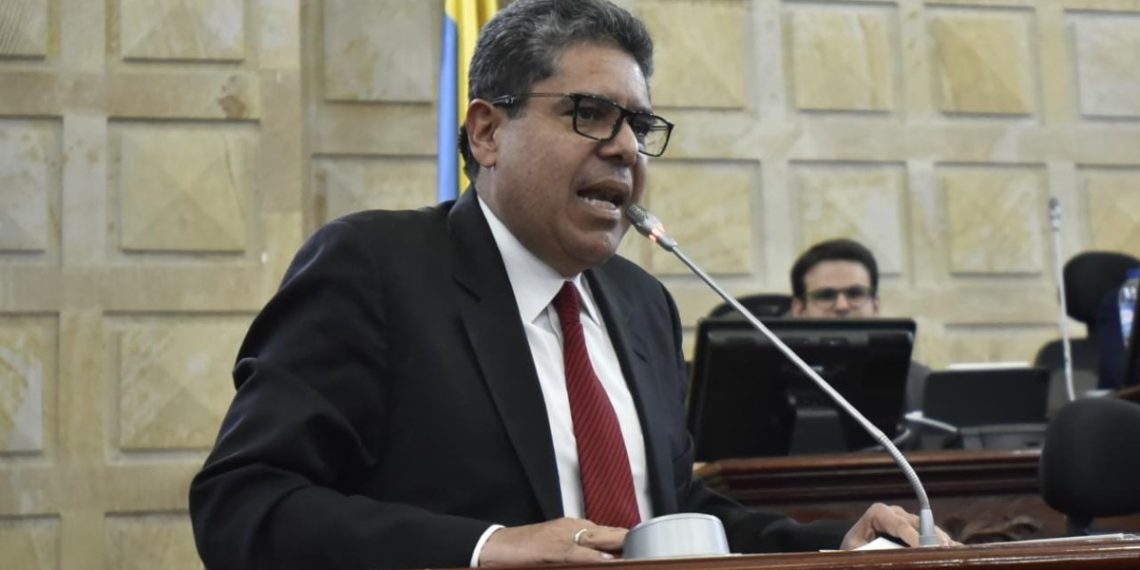 Elección de Contralor une a Centro Democrático y Pacto Histórico
