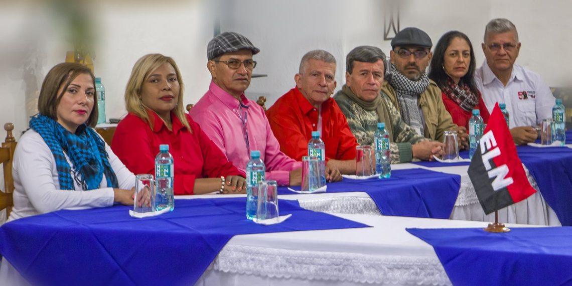 Fiscalía suspendió órdenes de captura contra dirigentes del Eln