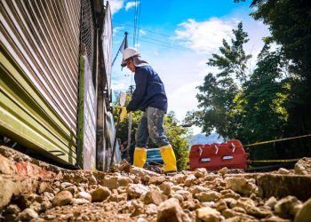 Empezaron las obras de pavimentación en barrios de Floridablanca