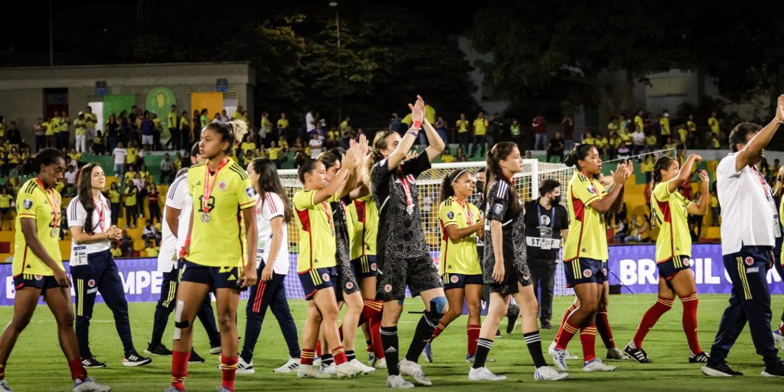 La diferencia de ingresos entre hombres y mujeres en el fútbol