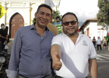 Acusan a directivos del Sindicato de Educadores de violar derechos laborales