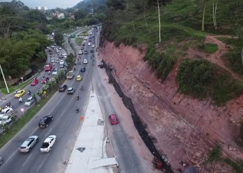 Dos meses durarían los trancones entre Floridablanca y Piedecuesta: Invías