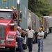 Camioneros se declaran en asamblea permanente