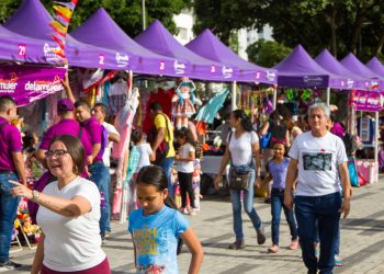 Bazarte de mujeres emprendedoras por la paz en Bucaramanga