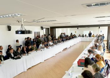 Comunidad levantó bloqueo en el Guavio tras acuerdo con el Gobierno Nacional