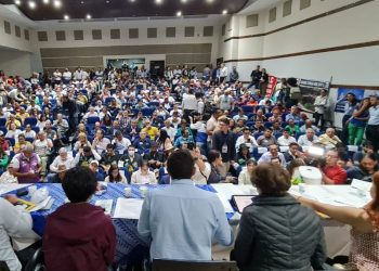 Actos administrativos contra la gran minería, anunció la Ministra de Ambiente