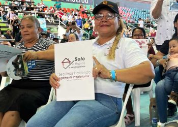 Gobierno entregó 400 títulos de propiedad en Barrancabermeja