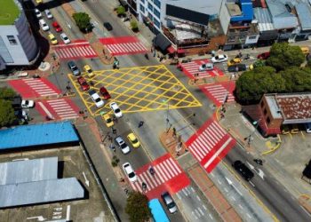 Avanza nueva señalización en vías de Bucaramanga