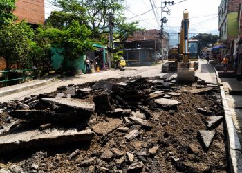 Floridablanca inició el sexto frente de trabajo de pavimentación vial