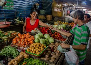 Actores de la economía popular del país se encuentran en Bucaramanga