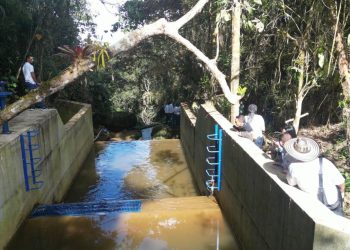 Confines cuenta con agua potable las 24 horas del día