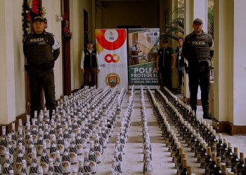 Decomisan más de 2 mil botellas de licor ilegal en Bucaramanga
