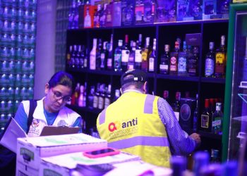 Sellaron cuatro establecimientos por comercializar licor de contrabando