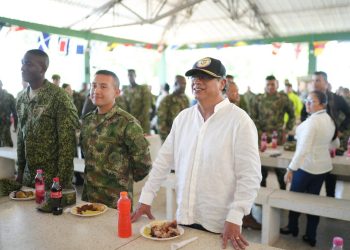 Petro llevó mensaje de gratitud a soldados y policías en Arauca y Vichada