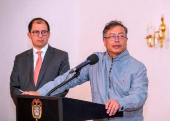 La fuerte reacción del presidente Petro contra el Fiscal Barbosa