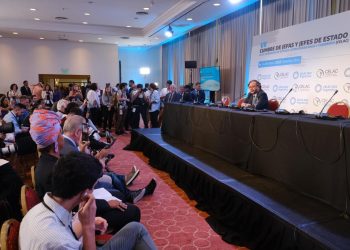 Petro pidió en Cumbre de Celac fortalecer Sistema Interamericano de DD.HH.