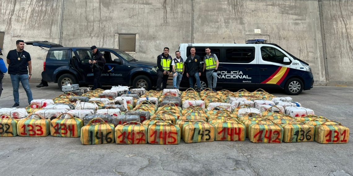 Hallan cocaína en barco que transportaba ganado desde Colombia