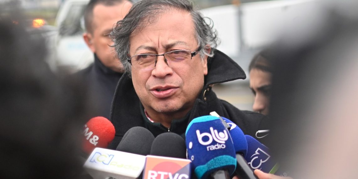 Petro respalda al Ministro de Defensa, ante anuncios de la Fiscalía de Guatemala