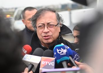 Petro respalda al Ministro de Defensa, ante anuncios de la Fiscalía de Guatemala