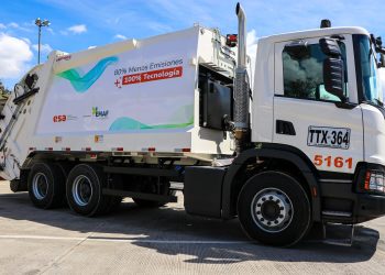 Floridablanca cuenta con nuevos carros de alta tecnología para recolección de residuos