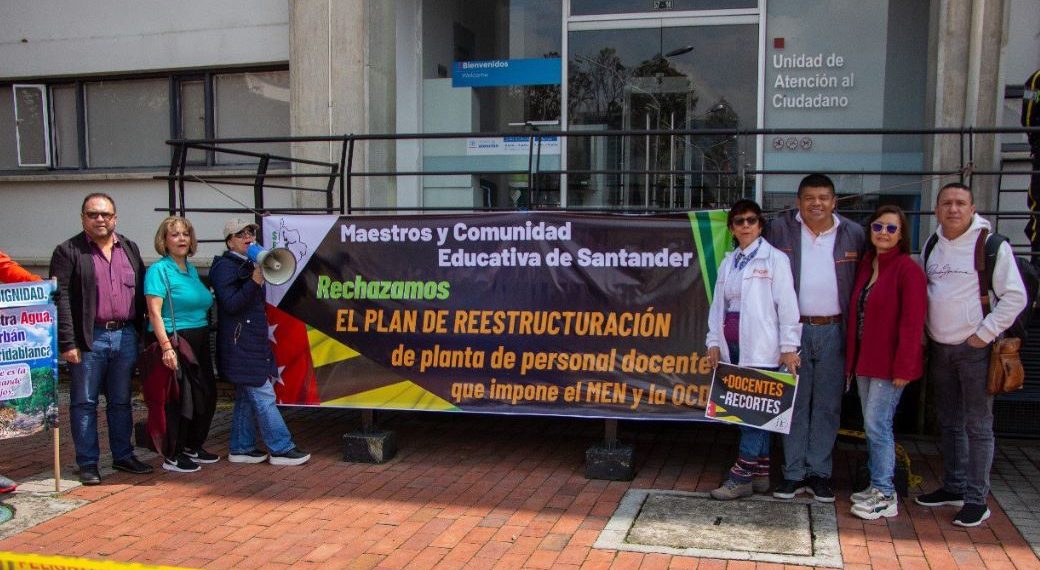 Santander recuperó 168 plazas de docentes
