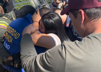 Vigilante intentó lanzarse del puente de la novena
