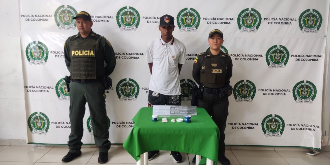 Descubren caleta con estupefacientes que pretendían ingresar a estación de policía