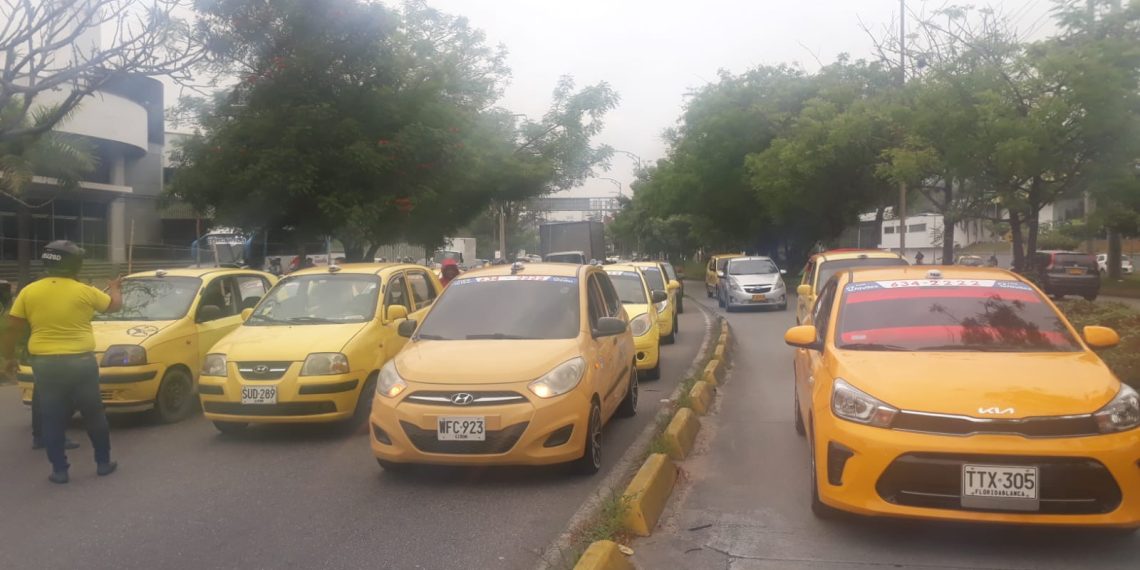 División en el gremio de taxistas